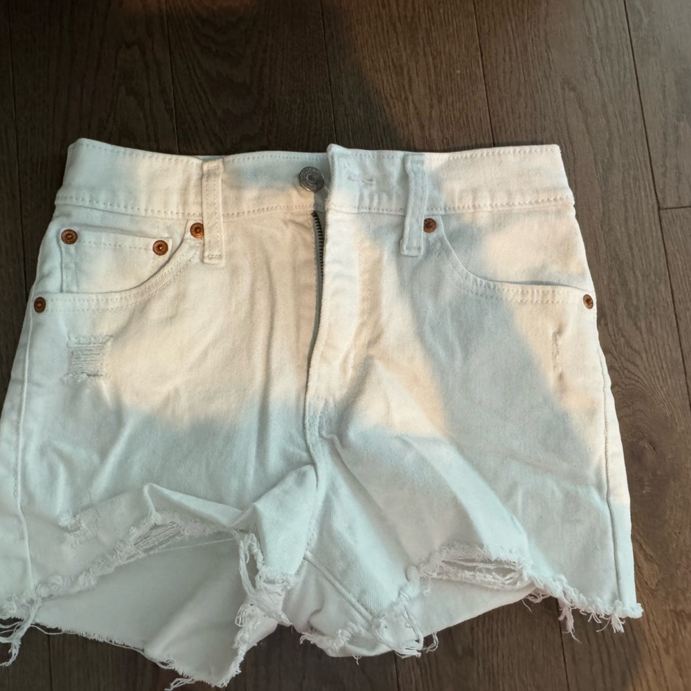 White Levi Jean shorts